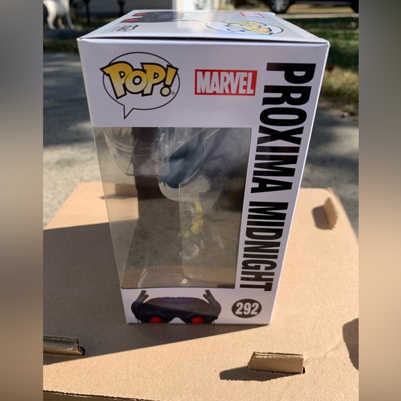 New 2017 Vaulted Marvel Avengers Infinity War Proxima Midnight Funko Pop - Picture 3 of 8